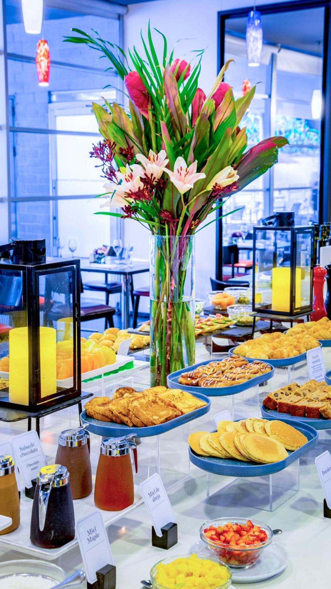 Nh Collection Medellin Royal Hotel Bagian luar foto