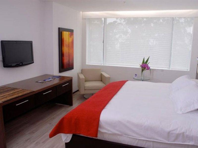 Nh Collection Medellin Royal Hotel Ruang foto